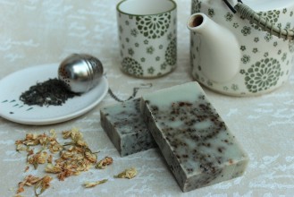 Ručne robené prírodné mydlo Zelený čaj s jazmínom