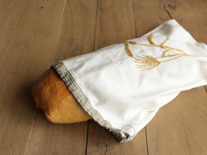 Vrecko na chleba s výšivkou